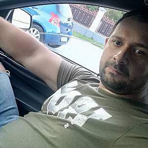 Muž 34 rokov Šahy