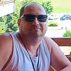 Muž 47 rokov Poltár