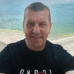 Muž 46 rokov Prešov