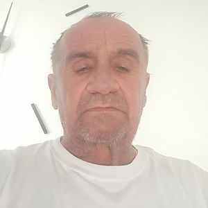 Muž 64 rokov Brezno