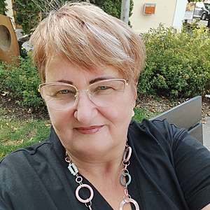 Žena 64 rokov Piešťany