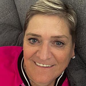 Žena 54 rokov Piešťany