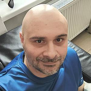 Muž 42 rokov Trenčín