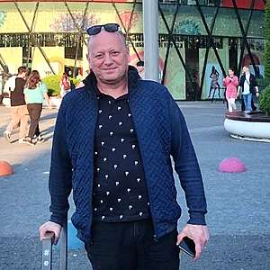 Muž 49 rokov Bratislava