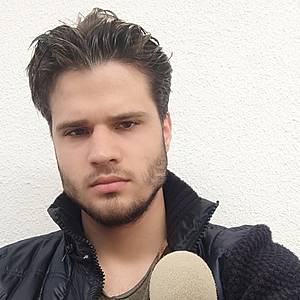 Muž 22 rokov Bratislava