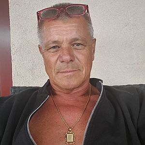 Muž 64 rokov Levice