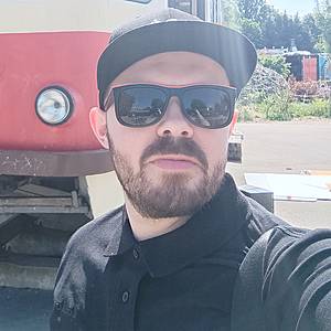 Muž 37 rokov Martin