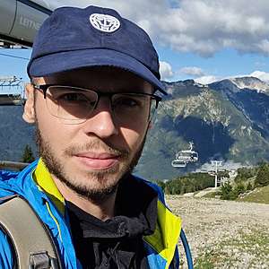 Muž 28 rokov Zlaté Moravce