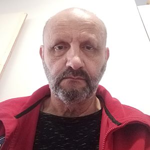 Muž 63 rokov Senec