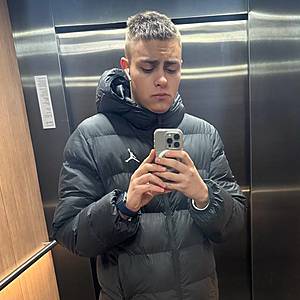 Muž 18 rokov Prešov