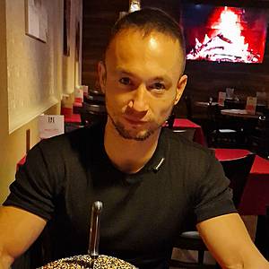 Muž 33 rokov Malacky