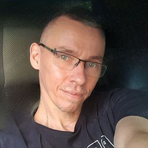 Muž 43 rokov Senica