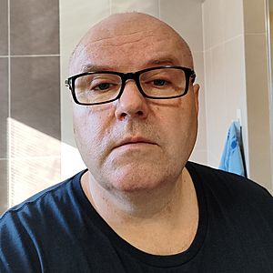 Muž 53 rokov Senec