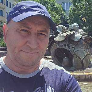 Muž 53 rokov Považská Bystrica