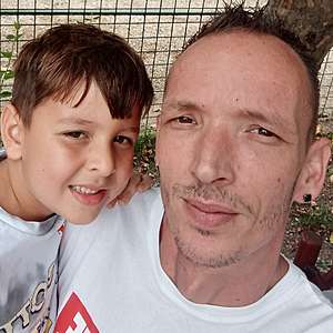Muž 37 rokov Levice