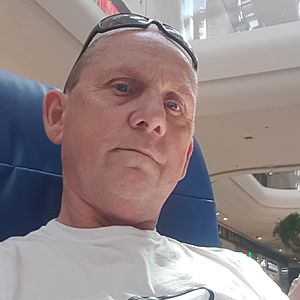 Muž 56 rokov Levice