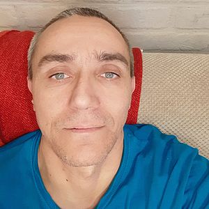Muž 49 rokov Levice
