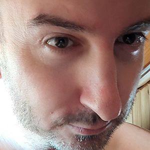 Muž 42 rokov Šahy