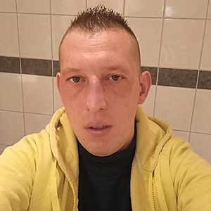 Muž 34 rokov Tvrdošín