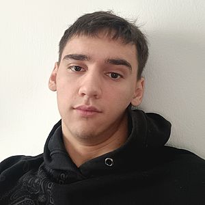 Muž 20 rokov Bratislava
