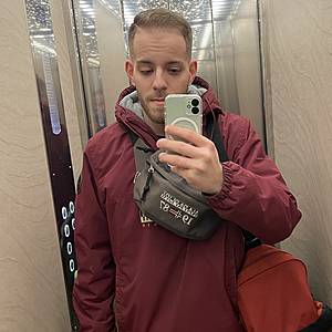 Muž 24 rokov Bratislava