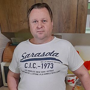 Muž 50 rokov Levice