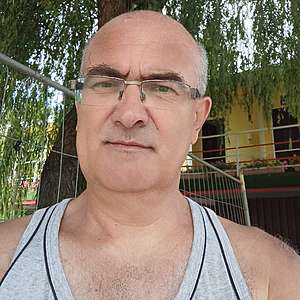 Muž 55 rokov Kolárovo