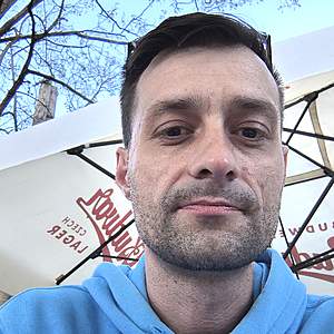 Muž 42 rokov Bratislava