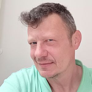 Muž 49 rokov Levice