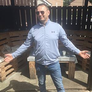 Muž 54 rokov Zlaté Moravce