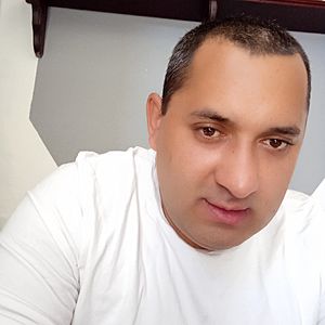 Muž 38 rokov 