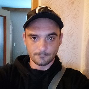 Muž 35 rokov Piešťany