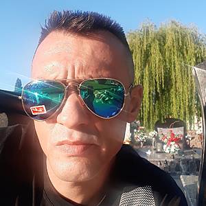 Muž 45 rokov Galanta