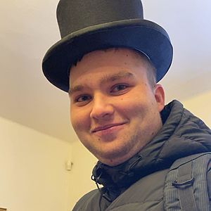 Muž 20 rokov Levice