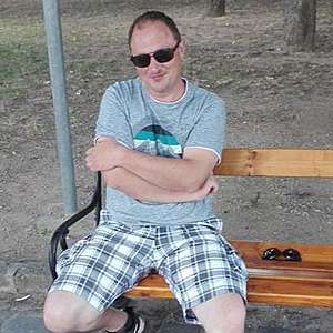 Muž 41 rokov Nové Zámky