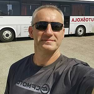 Muž 53 rokov Galanta