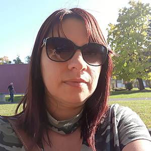 Žena 51 rokov Levice