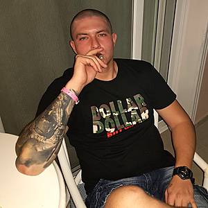 Muž 35 rokov Bratislava