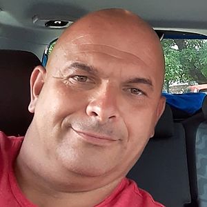 Muž 49 rokov Šaľa
