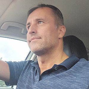 Muž 51 rokov Trenčín
