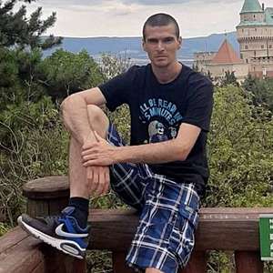 Muž 37 rokov Nitra