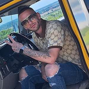 Muž 25 rokov Bratislava