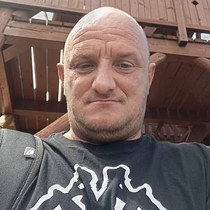 Muž 41 rokov Hlohovec