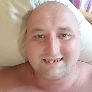 Muž 29 rokov Lučenec