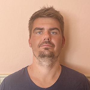 Muž 32 rokov Galanta