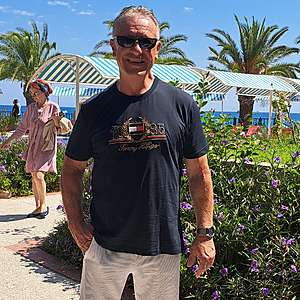 Muž 58 rokov Bratislava