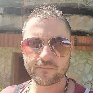 Muž 43 rokov Banská Bystrica