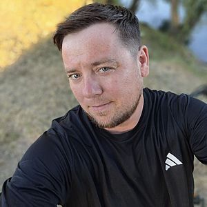 Muž 34 rokov Šurany