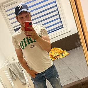Muž 25 rokov Prievidza