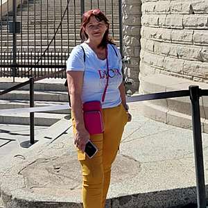 Žena 64 rokov Trenčín